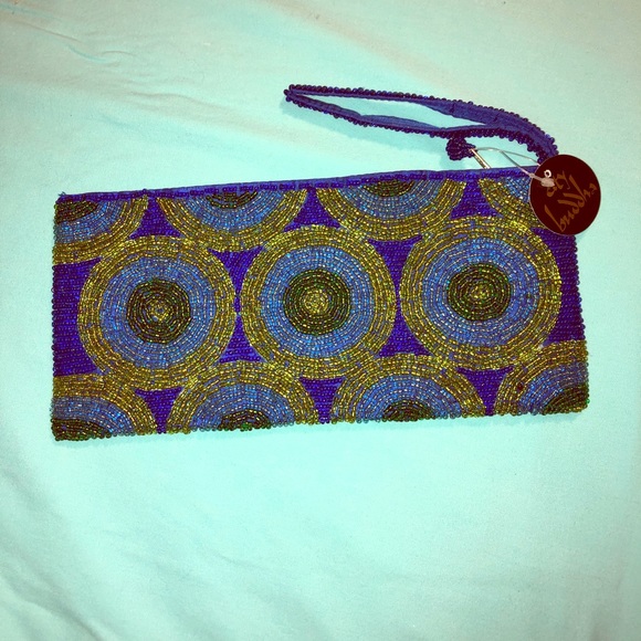 City Buddha Handbags - Host Pick ⭐️NWT Hand Crafted Fancy Beaded Wristlet